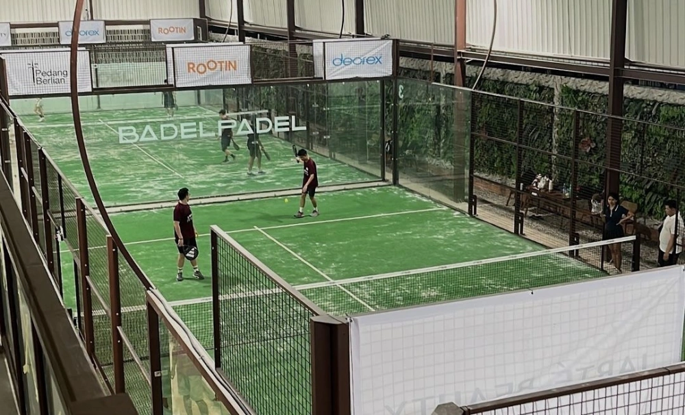 Fasilitas lapangan padel Anwa Racquet Club. [Instagram]